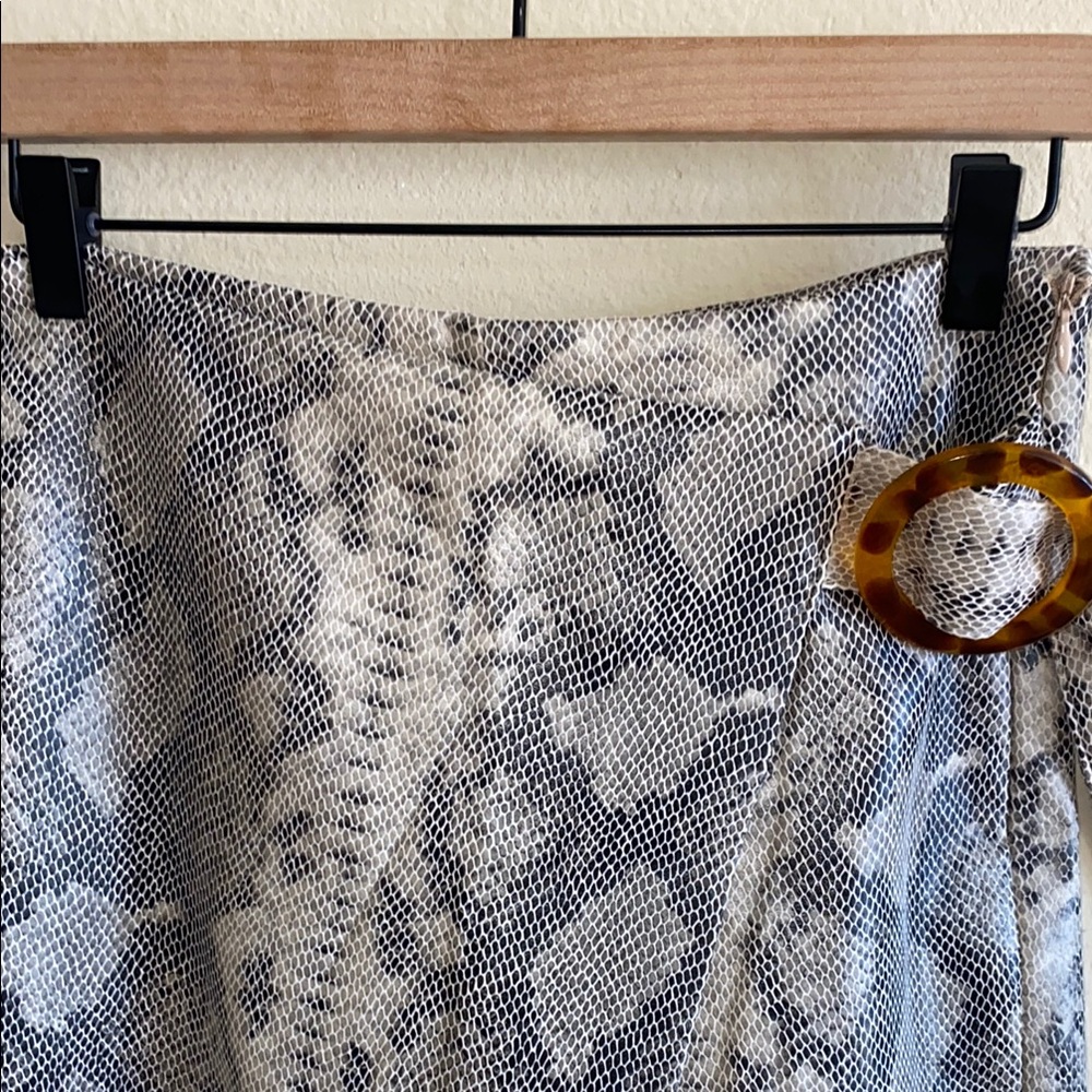 Zara Faux Leather Snakeskin Mini Skort - Picture 4 of 13